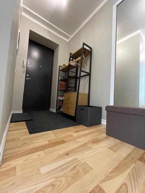 Lovely Kalamaja Apartment, Up To 4 Huoneisto *
