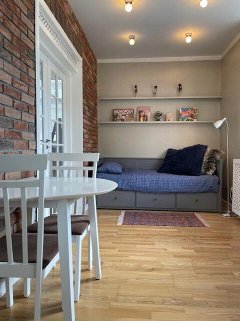 Lovely Kalamaja Apartment, Up To 4 Apartment *